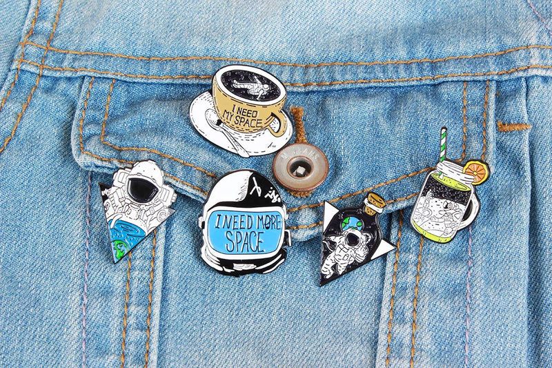 [Australia] - Cute Unique Enamel Pin Set - Novelty Art Enamel Lapel Pin Set - Funny Cartoon Enamel Brooch Pin Pack For Girls Boys Women Men F-Astronaut pins-5pcs 