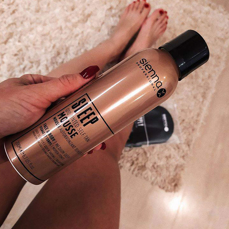 [Australia] - Sienna-X Q10 Self Tan Tinted Mousse 200 ml. Vegan Friendly & Cruelty Free Formula For Face and Body. Quick Drying and Enriched With Vitamin E and Pomegranate For A Flawless Tan. Ideal For New Tanners. 