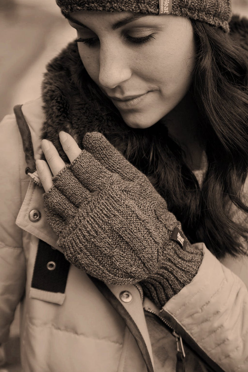 [Australia] - Heat Holders - Women's Thermal Converter FINGERLESS Cable Knit 2.3 tog Gloves - One size Cream 
