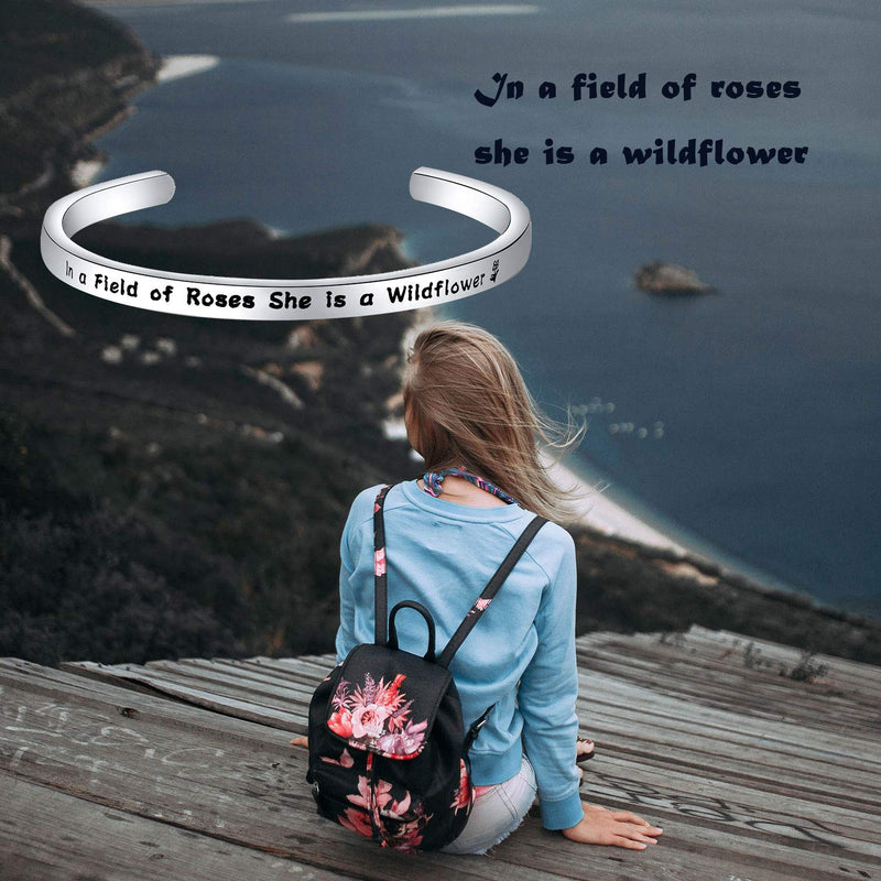 [Australia] - MAOFAED Boho Gift in a Field of Roses She is a Wildflower Bracelet Girls Inspirational Gift Daughter Gift 