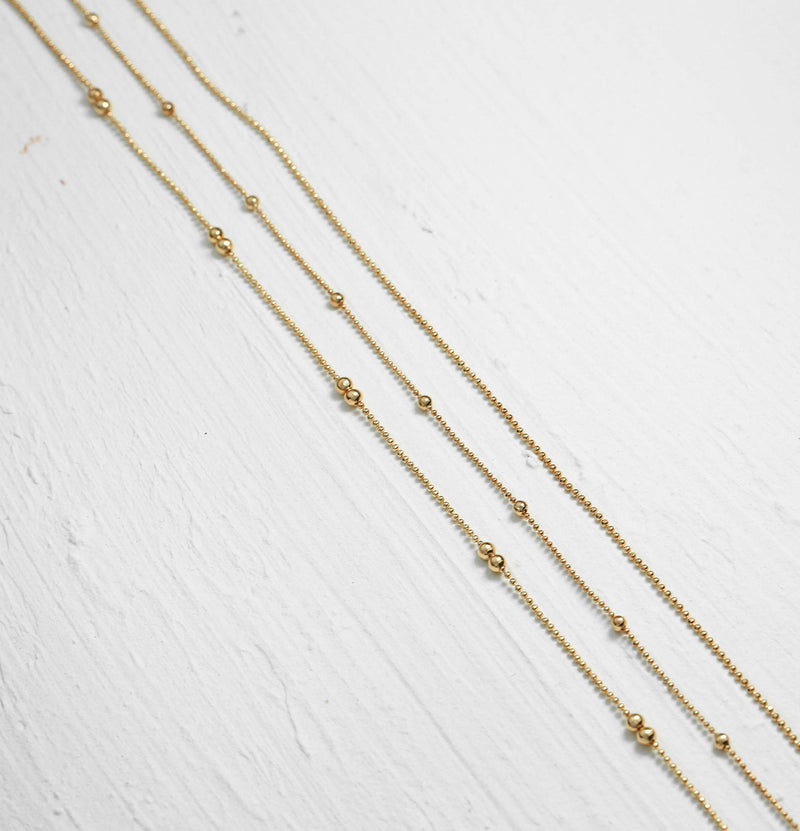 [Australia] - Gold Chain Choker Necklace,14K Gold Plated Dainty Cute Lip Chain Long Necklace Delicate Fashion Choker Necklace Jewelry Gift for Women satellite bead chain 