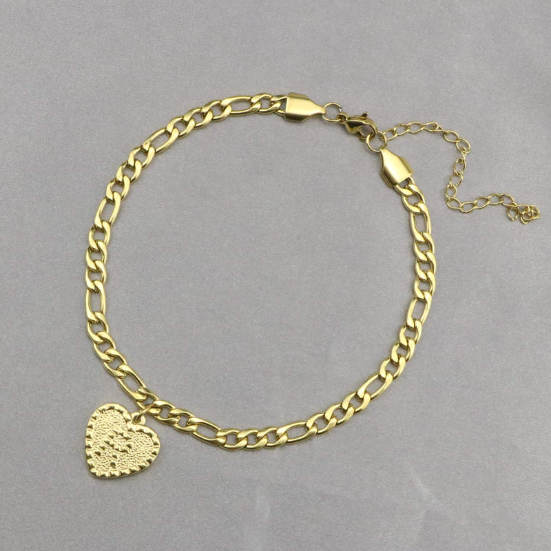 [Australia] - Joycuff Initial Anklets for Women Her 18K Gold Plated Cute Dainty Delicate Tiny Stainless Steel Heart Figaro Chain Anklet Bracelet Personalized Handmade Engraved Alphabet Letter Beach Jewelry R 