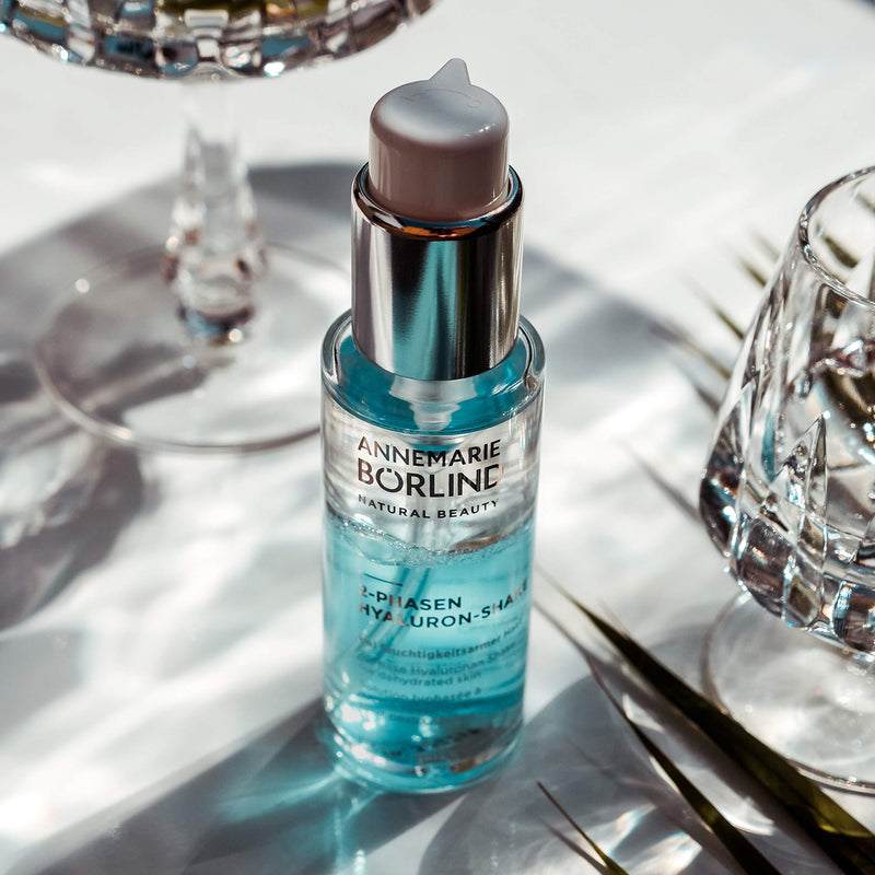 [Australia] - ANNEMARIE B√ñRLIND - 2 Phase Hyaluronan Shake - Hyaluronic Acid + Aloe Vera + Black Forest Rose Stem Cells For Intense Hydration - Moisturizing, Plumping, Nourishing - 50ml 