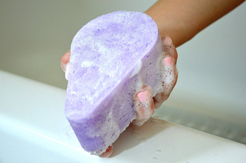 [Australia] - Spongeables Spongeables lavender relaxation spa set, the soap is in the sponge, includes anti-cellulite body buffer, pedi-scrub, and shaving soap, aromatherapy at home, 20+ uses 