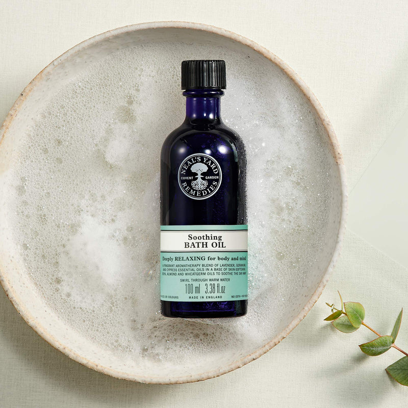 [Australia] - Neal's Yard Remedies Soothing Bath Oil | Relax Body & Mind w/ Soothing Therapeutic Oils| 100ml 