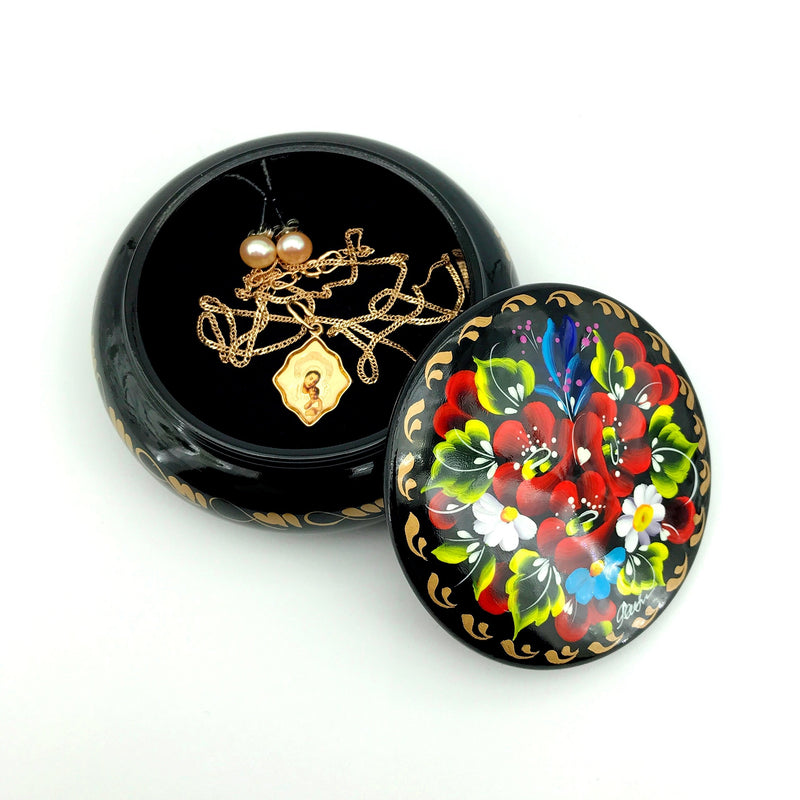 [Australia] - UACreations Gift Jewelry Box for Earrings, Necklace, Rings, Round Wooden Case with Hand Painted Flowers on Black Lacquer, for Girls and Women, Made in Europe (Green) 