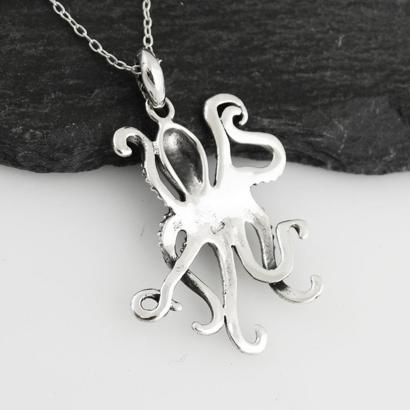 [Australia] - FashionJunkie4Life Sterling Silver Octopus Pendant Necklace, 18" Cable Chain 