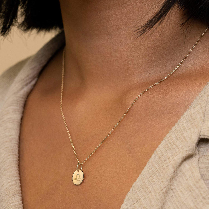 [Australia] - Befettly Constellation Necklace Pendant 14K Gold-Plated Hammered Round Disc Engraved Zodiac Sign Pendant 16.5’’ Adjustable Dainty Necklace Libra 