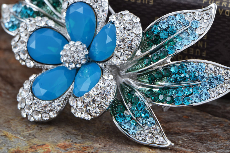 [Australia] - Alilang Womens Silver Blue Green Swarovski Crystal Rhinestones Tropical Hawaiian Flower Brooch Pin 