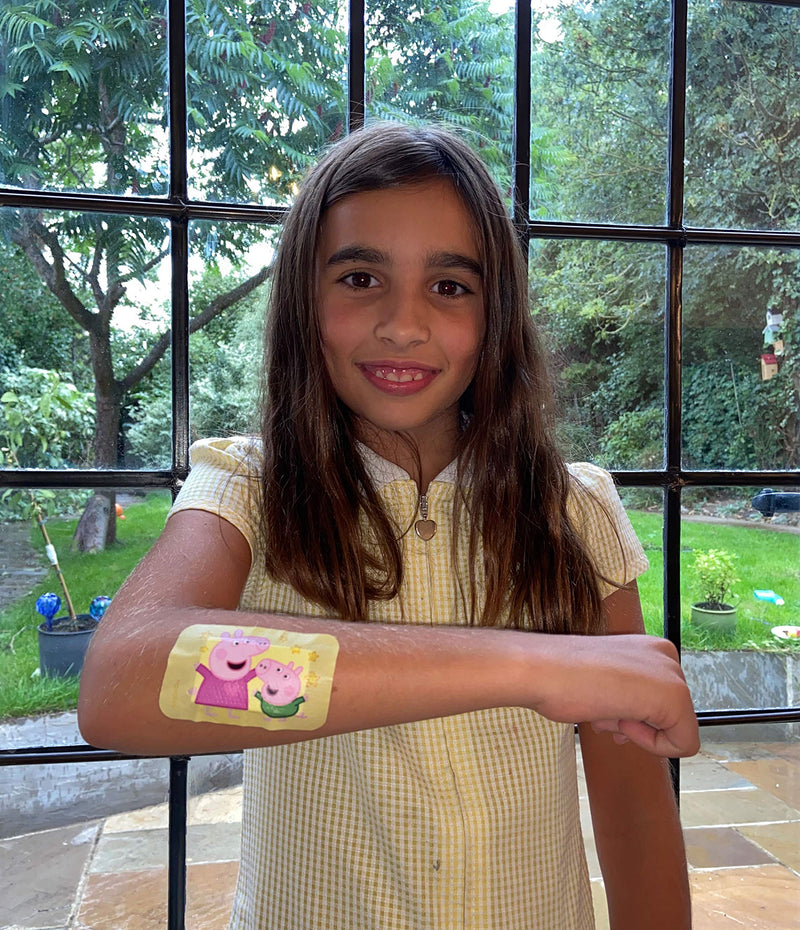 [Australia] - Peppa Pig Plasters for kids | x22 Strips | 4 Sizes | Latex Free | Hypoallergenic | Wash proof | Breathable | CE Certified | Made by Jellyworks Peppa Pig 