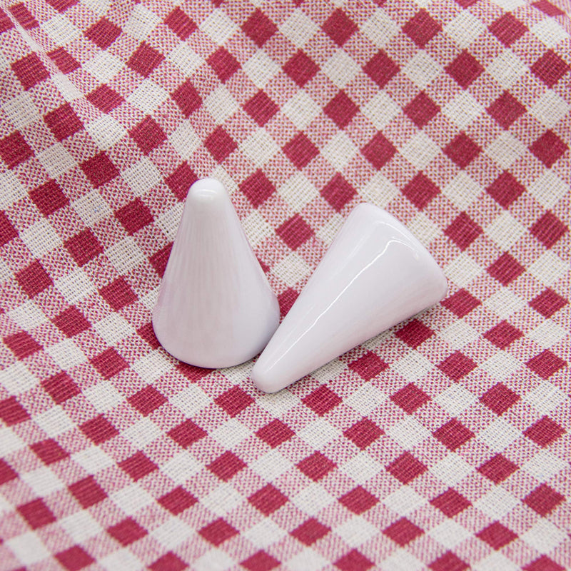 [Australia] - AUEAR, Cone Ceramic Ring Holder Tower Cone Shaped Display Stand for Jewelry Ring Wedding Ring (White, 2-Pack) 2 Pack White 