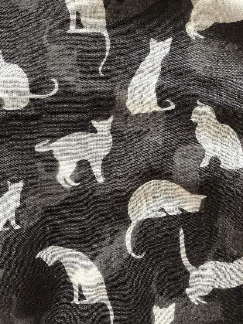 [Australia] - Grey with White Cats Scarf, Beautiful Design, Fantastic for The Animal Lover in us All 