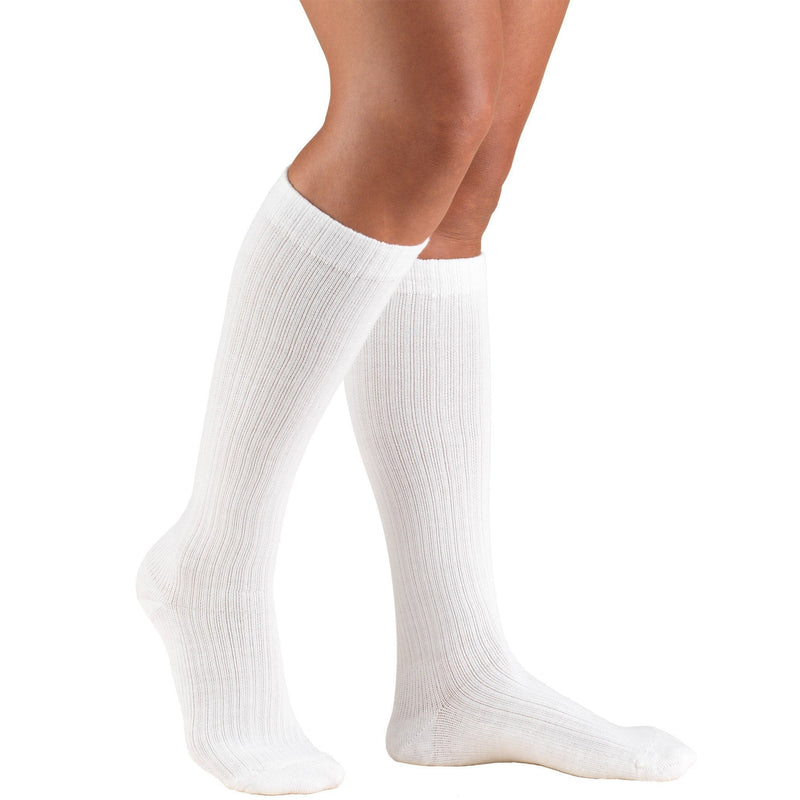 [Australia] - Truform Compression Socks, 10-20 mmHg, Ladies Gym Socks, Knee High Over Calf Length, White, X-Large X-Large (1 Pair) 