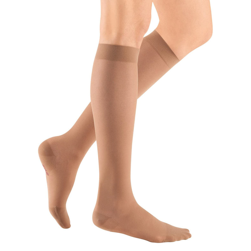 [Australia] - medi Sheer & Soft for Women, 815 mmHg, Calf High, Closed Toe Natural, Large, Standard 