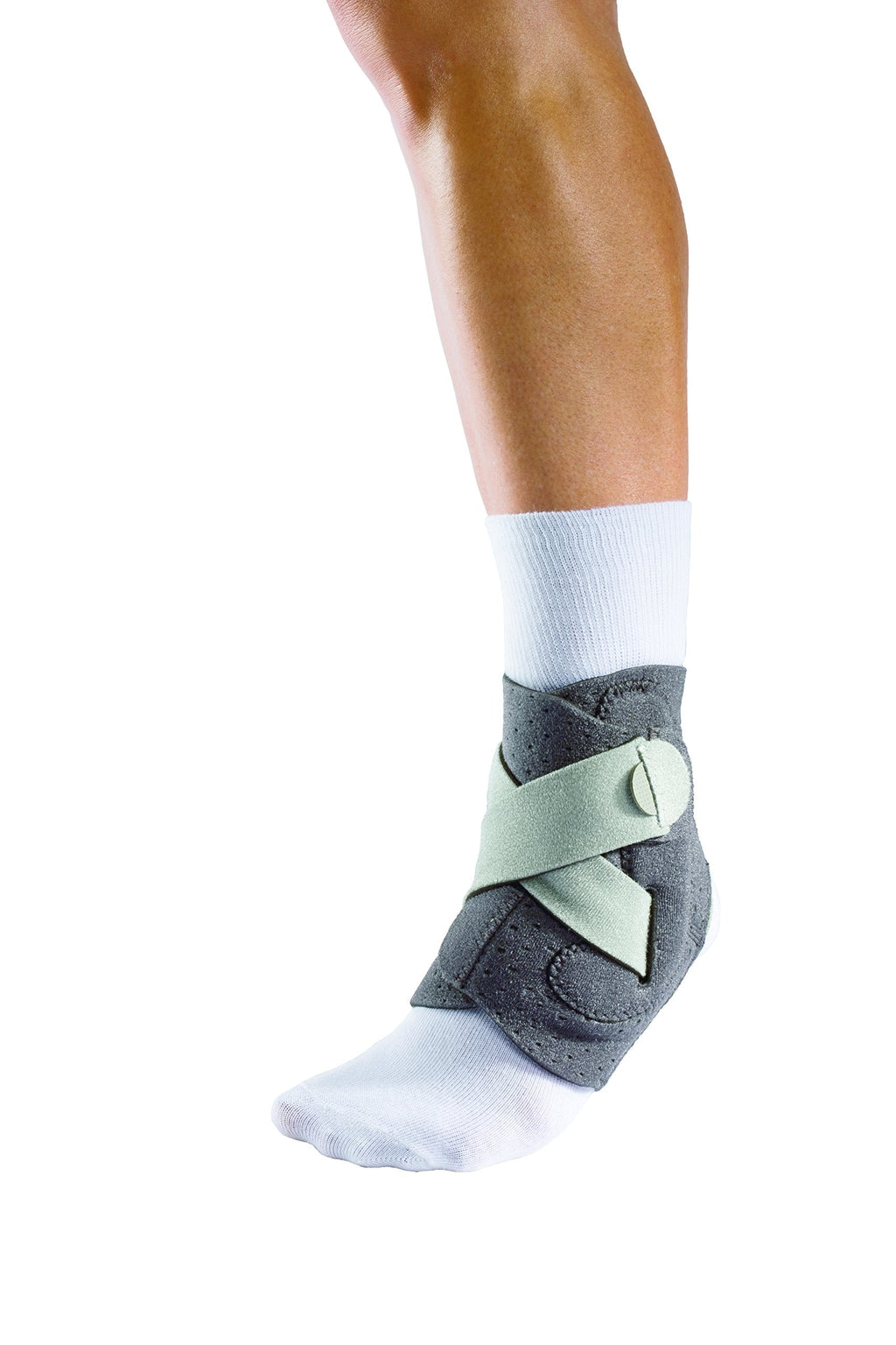 [Australia] - Mueller Sports Medicine Adjust-to-Fit Ankle Support, 0.29 Pound 
