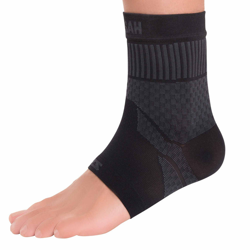 [Australia] - Zensah Ankle Support - Compression Ankle Brace - Great for Running, Soccer, Volleyball, Sports - Ankle Sleeve Helps Sprains, Tendonitis, Pain Small Black 