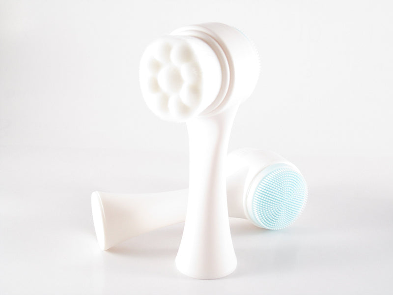 [Australia] - Dual sided spa massage and pore cleaning brush 