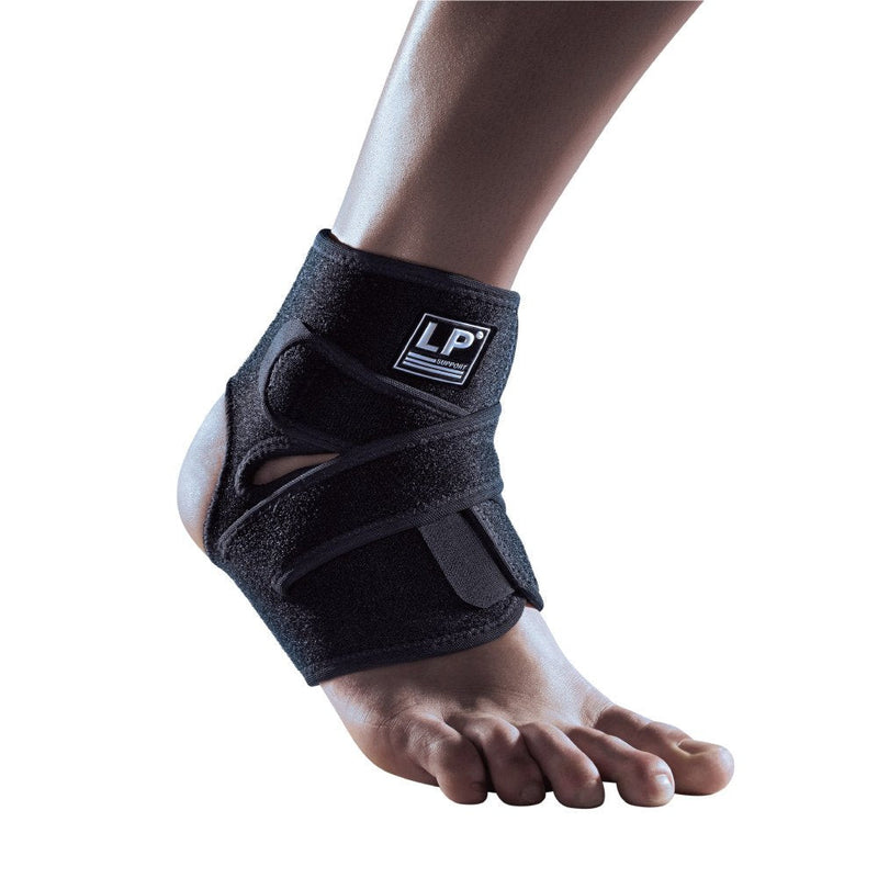 [Australia] - LP SUPPORT 757CA Extreme Ankle Support Brace Wrap - Support and Compression for Weak or Injured Ankles - Hook and Loop Closure (Black - Free size) 