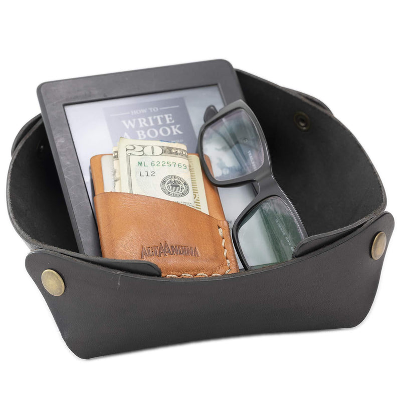 [Australia] - Alta Andina Large Leather Travel Valet Tray | Vegetable Tanned Leather Catchall | Collapsable, Unfolds Flat | Nightstand & Dresser Organizer for Women & Men (Black – Noche) 