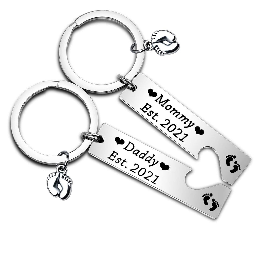 [Australia] - FUSTMW Pregnancy Announcement Gifts Daddy and Mommy Est 2021 Keychain Set Gift Daddy Mommy Est 2021 