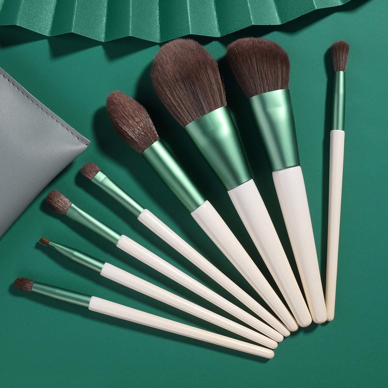 [Australia] - Movo Premium Synthetic Makeup Brushes Set – 8pcs Professional Cosmetic Brushes Set for Makeup with Travel Bag, Great for Foundation Powder，Eyebrow Concealers and Eyeshadow, Idea Gift for Lovers (Green) Green 8pcs 