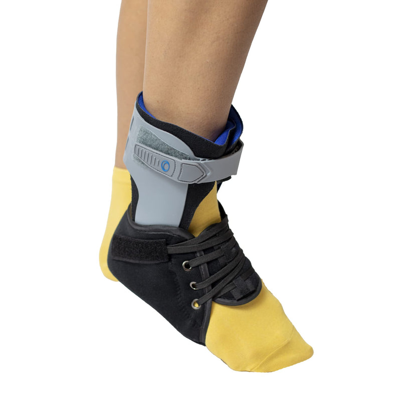 [Australia] - Recovery Lightweight Ankle Brace- Easy Tie Lacing & Moldable Footplate to Control Inversion/Eversion for Ankle Injuries and Sprains Support Stabilizer by Brace Direct Large Right 