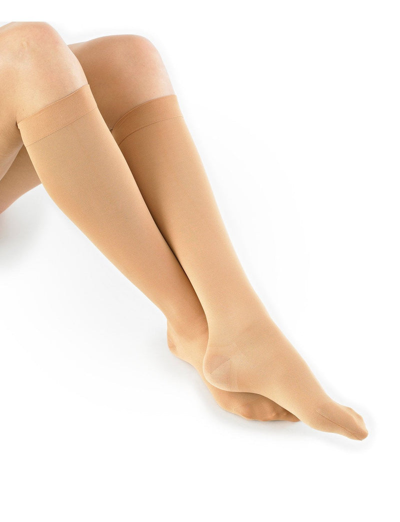 [Australia] - Neo G Travel Socks - for Mild Varicose Veins, Long Flights, Improving Circulation, Tired, Aching Legs, Everyday Comfort - Graduated Compression - Class 1 Medical Device - Small - Beige SMALL: 28 - 33 CM // 11 - 13 IN 