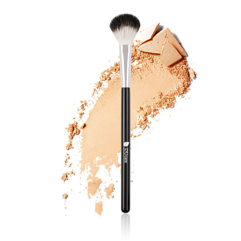 [Australia] - DUcare Highlighter Brush Makeup Brushes Fan Blending Eyeshadow Contouring Blush Brush Cosmetic Tool, 1Pcs Silvery&Black 