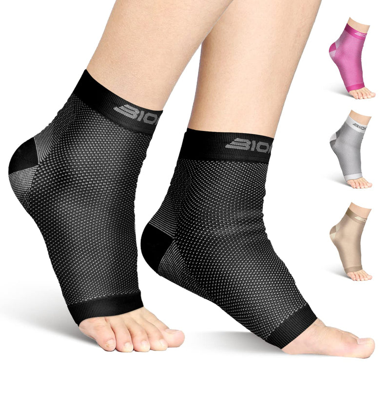 [Australia] - Plantar Fasciitis Foot Socks | Best Compression Sleeve for Ankle Arch & Heel Achilles Tendon Supports Brace | Men and Women Night Splint Pain Relief | Black S/M (Women 2 to 5.5 / Men 5.5 to 8) 