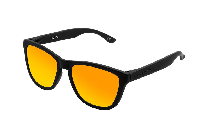 [Australia] - HAWKERS · ONE Sunglasses for Men and Women. One Size Carbon Black · Daylight 